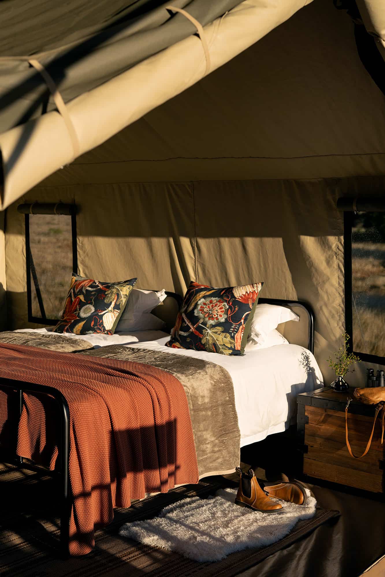 Samara-plains-camp-bedroom-honest-work-maike-mcneill