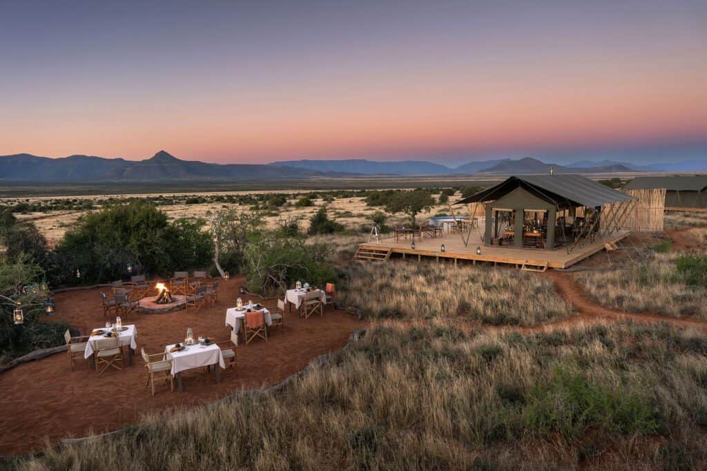 Samara-plains-camp-dining-mess-tent-honest-work-maike-mcneill (1)
